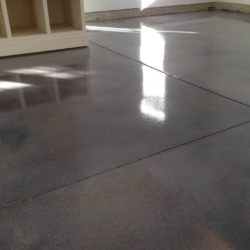 Garage_Stain_Installation_Grey